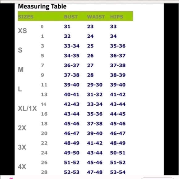 Plus Size Pretty Red Floral Top! - Picture 7 of 7